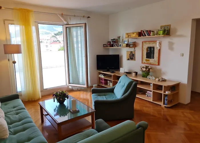 Apartmán Silva, 50m From *